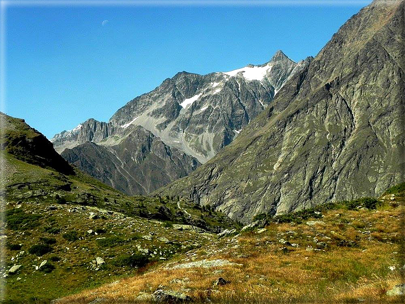 foto Laghi di Livournea e di Place Moulin